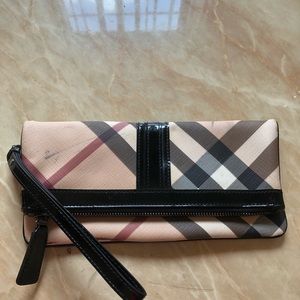 Burberry clutch/wristlet